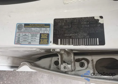 2014 Kia Optima Hybrid Lx z USA, uszkodzony, nr VIN KNAGM4AD8E5070980